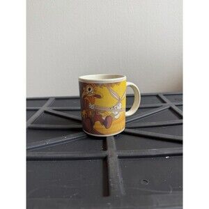Warner Bros. Looney Tunes Bugs Bunny Elmer Fudd Old Grey Hare Mug 1991 Ceramic